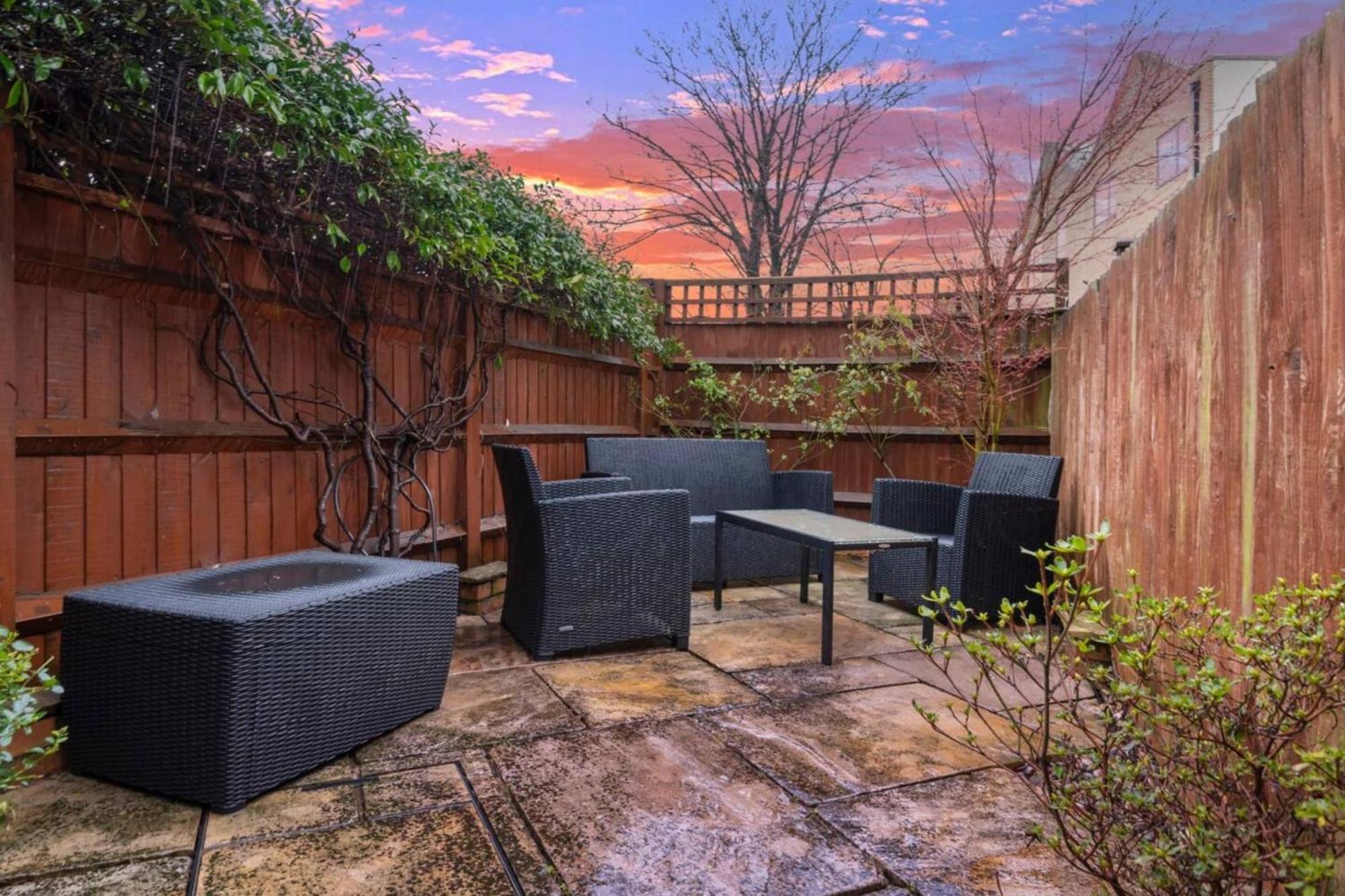 Ground Floor - Private Garden Appartamento Londra